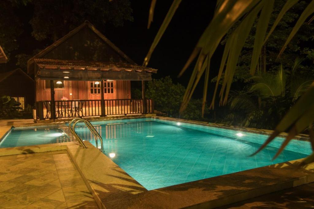 De Serenity - Exclusive Jungle Retreat Seremban Exterior photo