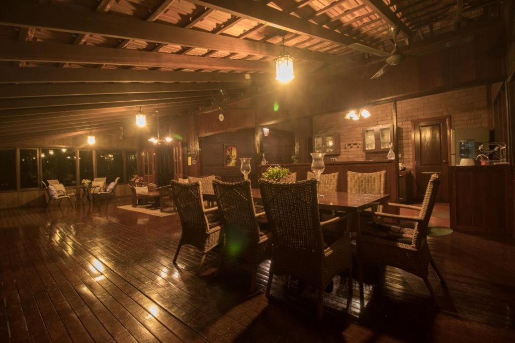 De Serenity - Exclusive Jungle Retreat Seremban Room photo
